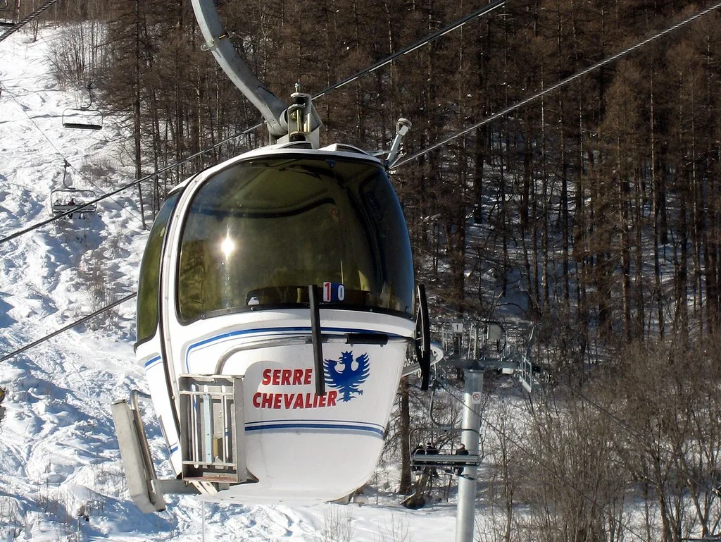 Comment arriver à Serre Chevalier : Le guide complet des transports